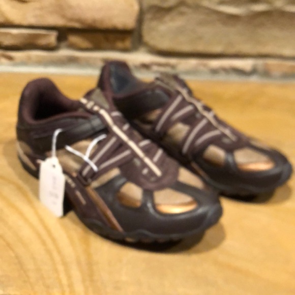 Skechers Shoes - NWT’s Skechers sneakers